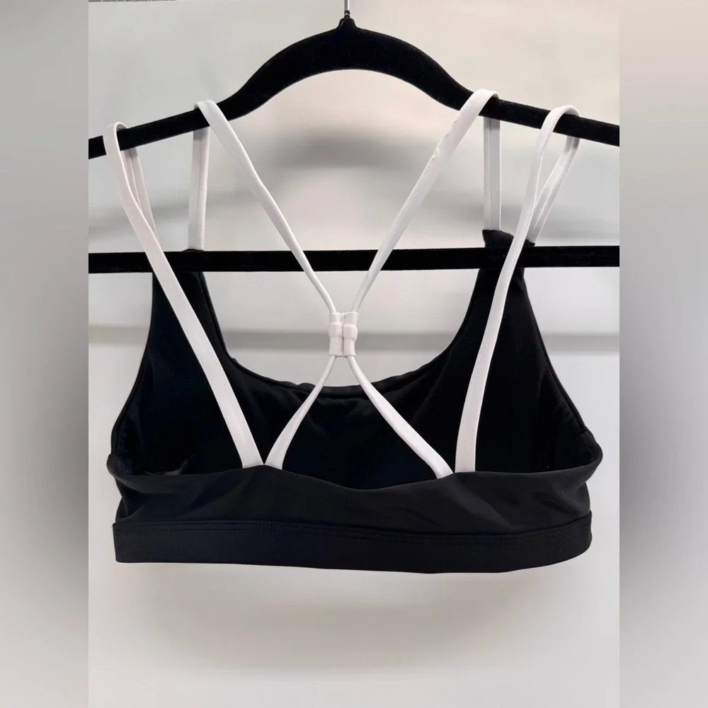 Hurley Black Logo Sports Bra Small - Picture 2 of 4